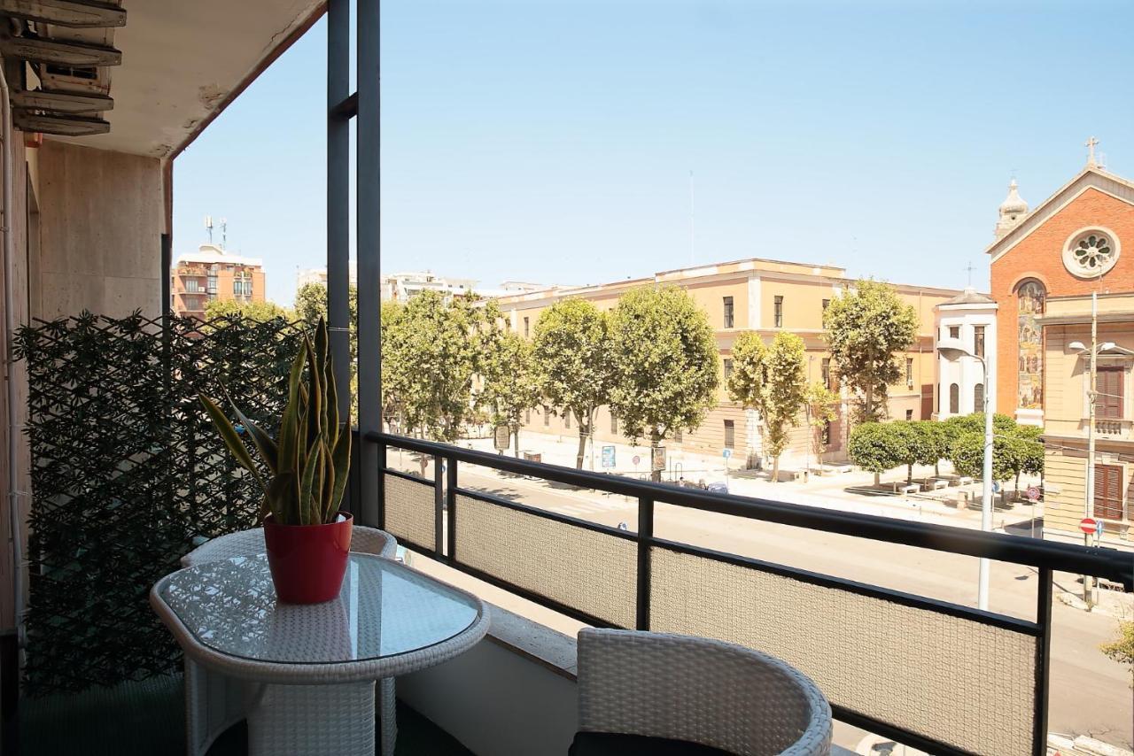 Savoia & Cavour _ Premium Signature _ Hotel Бари Екстериор снимка