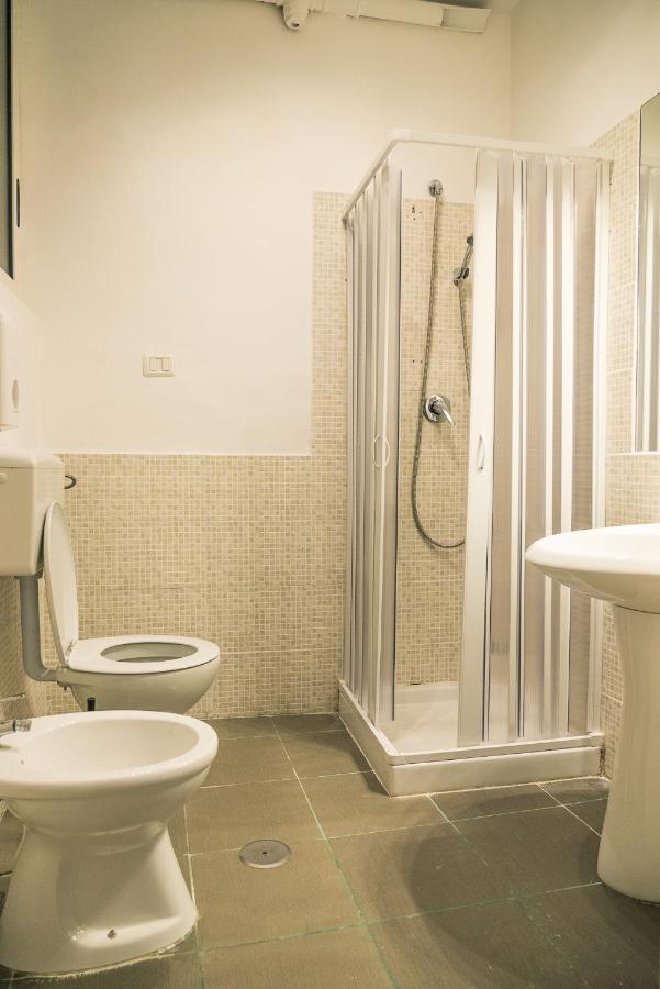 Savoia & Cavour _ Premium Signature _ Hotel Бари Екстериор снимка