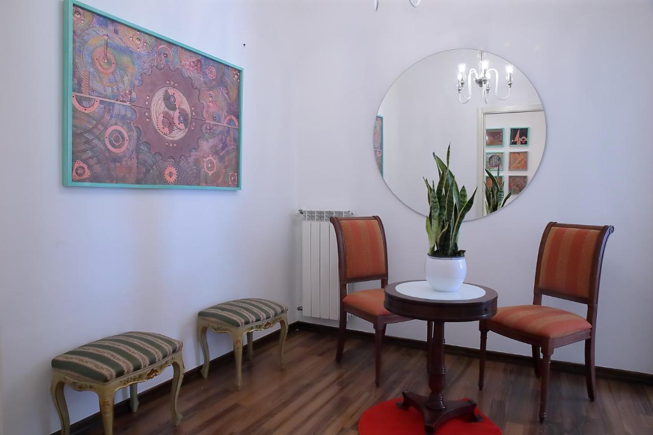 Savoia & Cavour _ Premium Signature _ Hotel Бари Екстериор снимка